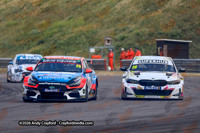 BTCC-Thruxton-260726-R14-17