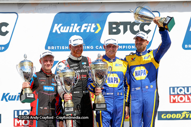 BTCC-Thruxton-260726-R14-175