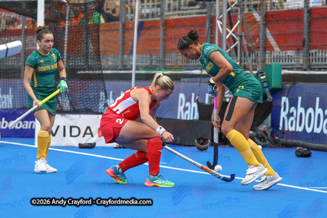 Womens-England-v-South-Africa-160826-95