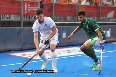 Mens-England-v-Pakistan-150826-10