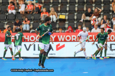 Mens-England-v-Pakistan-150826-25