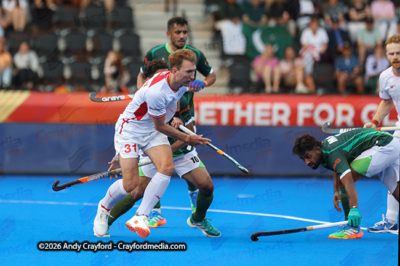 Mens-England-v-Pakistan-150826-26