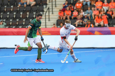 Mens-England-v-Pakistan-150826-39