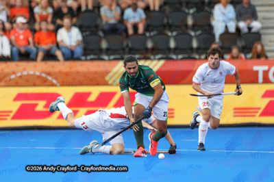 Mens-England-v-Pakistan-150826-8