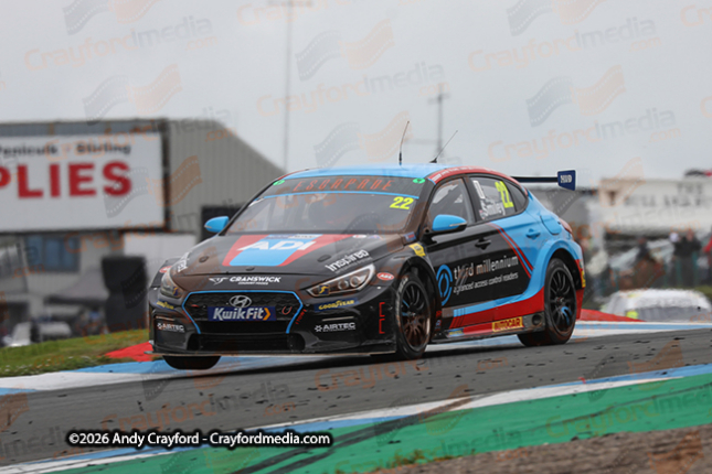 BTCC-Knockhill-090826-R17-39