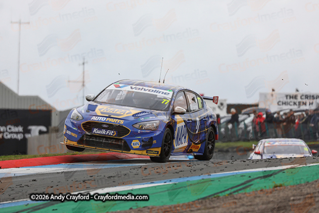 BTCC-Knockhill-090826-R17-49