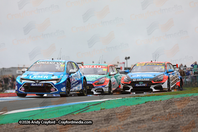 BTCC-Knockhill-090826-R17-8