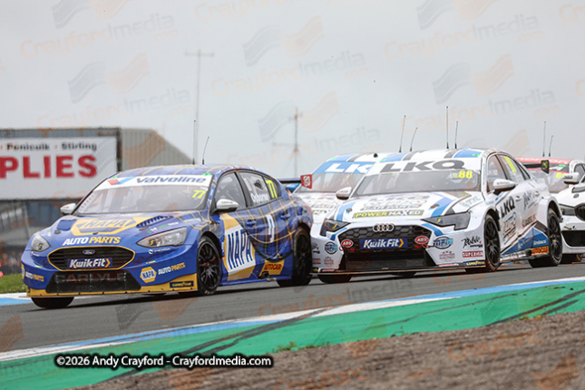 BTCC-Knockhill-090826-R17-9
