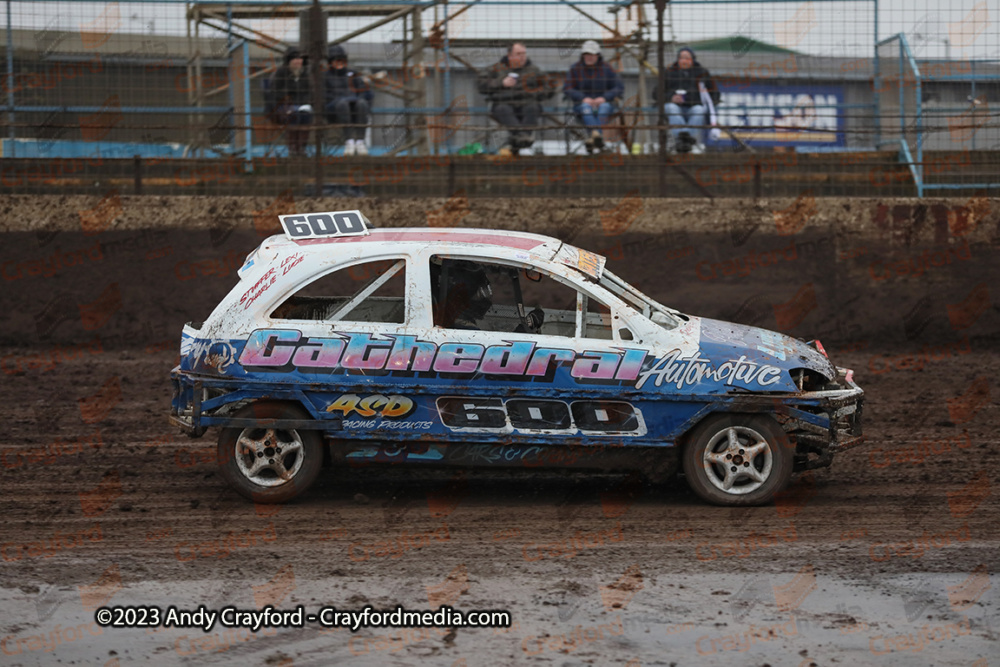 1300STOCKS-Kings-Lynn-301223-22