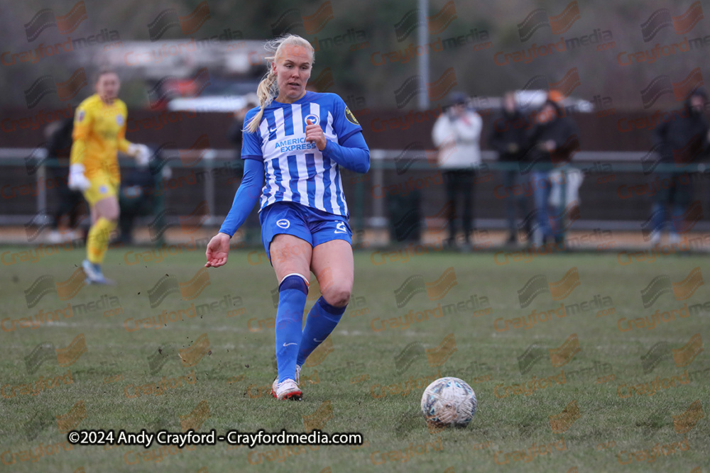 Luton-Town-Womens-v-Brighton-and-Hove-Albion-Womens-140124-46