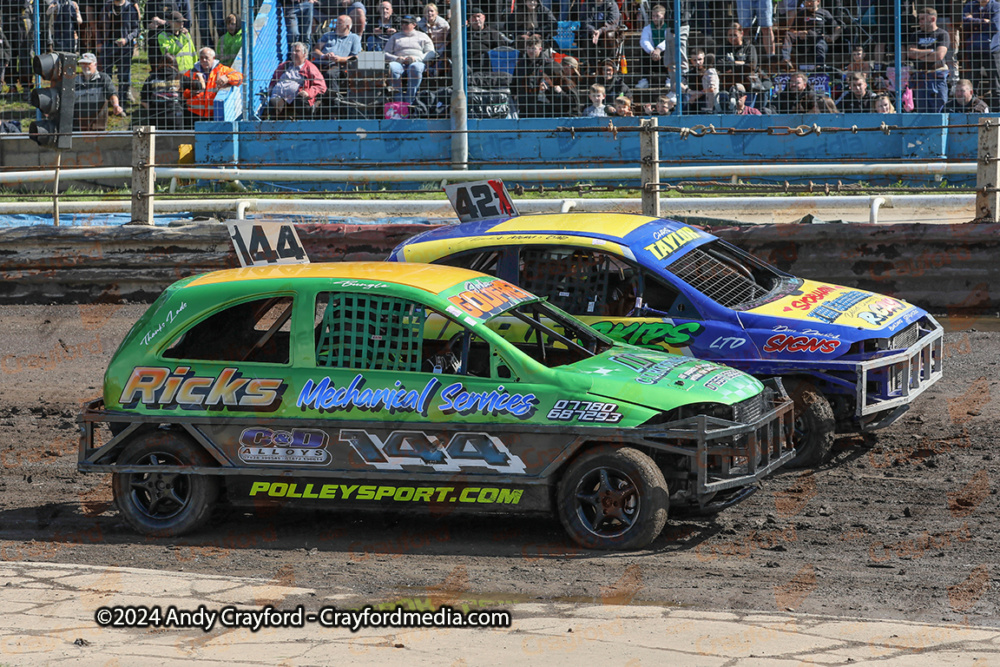 1300STOCKS-Mildenhall-150624-1