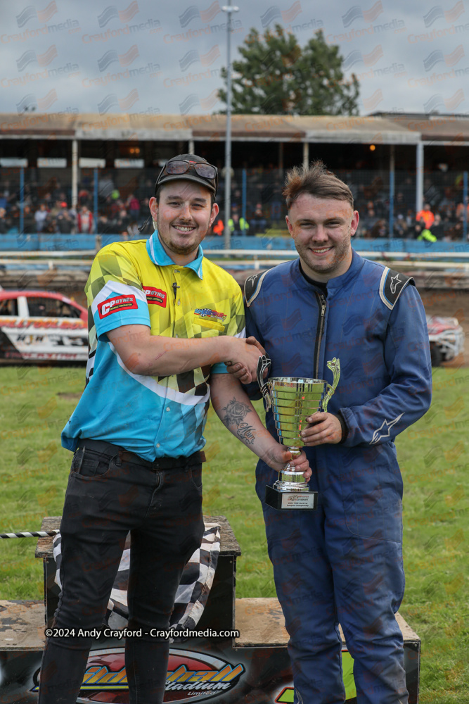 1300STOCKS-Mildenhall-150624-114