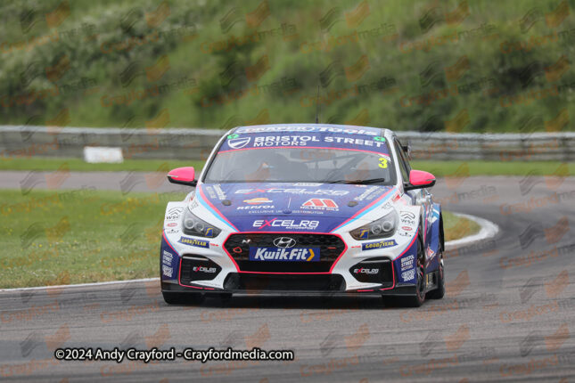 BTCC-Thruxton-090624-R11-10