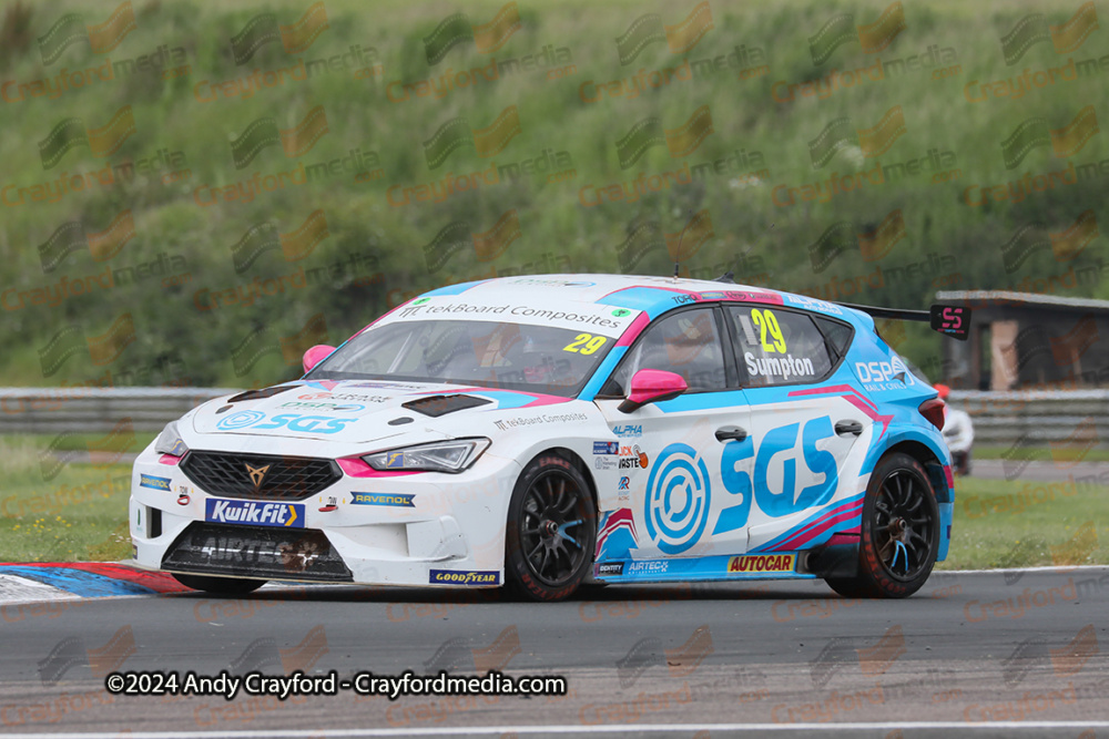 BTCC-Thruxton-090624-R11-110