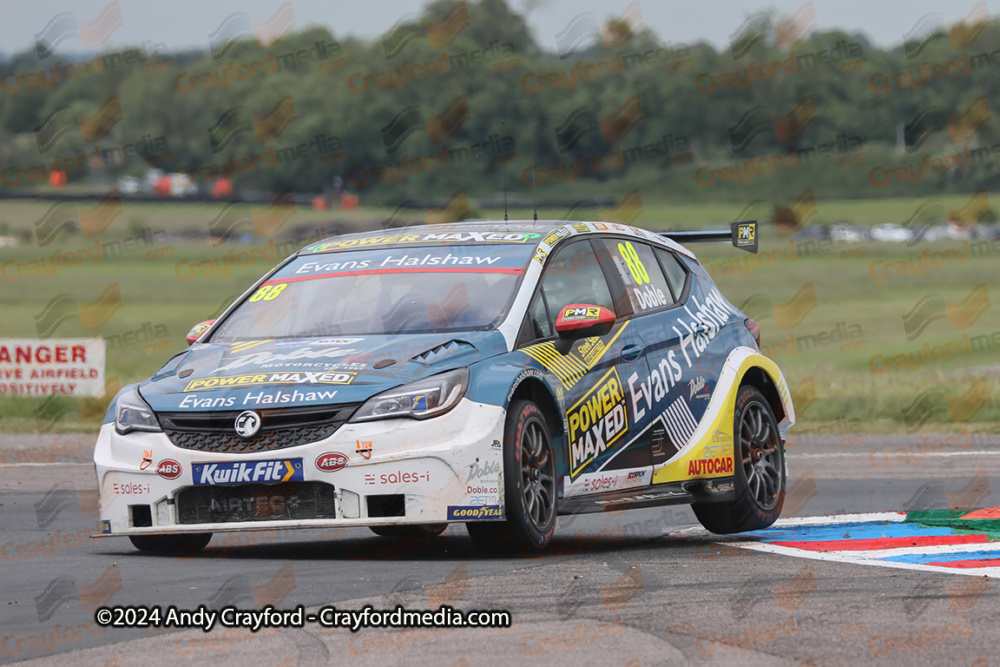 BTCC-Thruxton-090624-R11-130