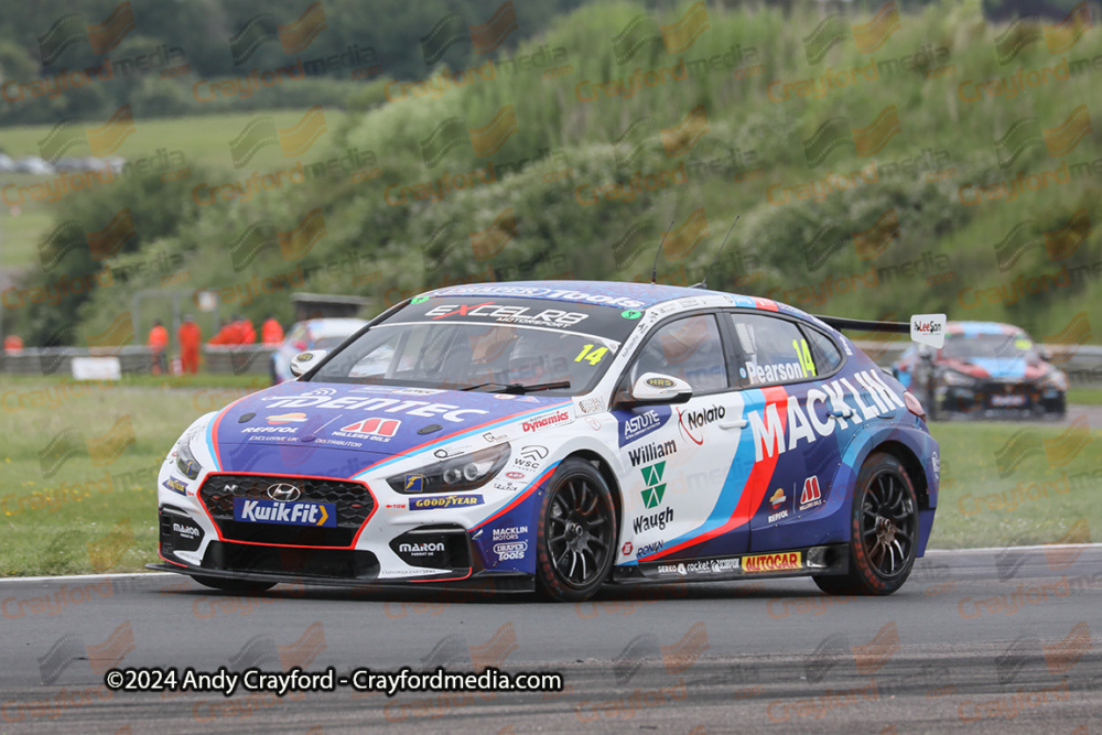 BTCC-Thruxton-090624-R11-63