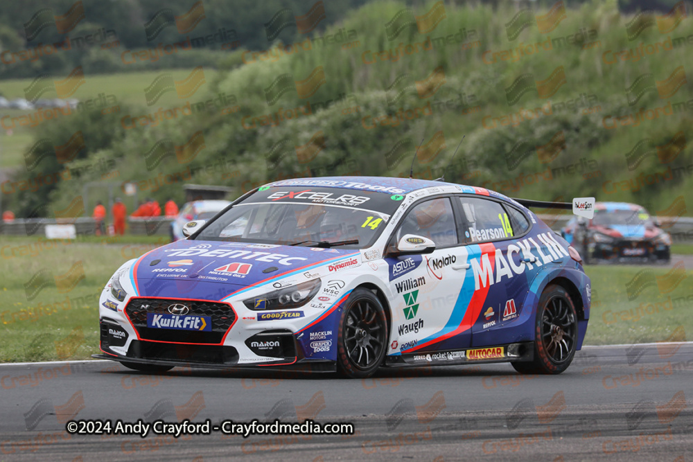 BTCC-Thruxton-090624-R11-63