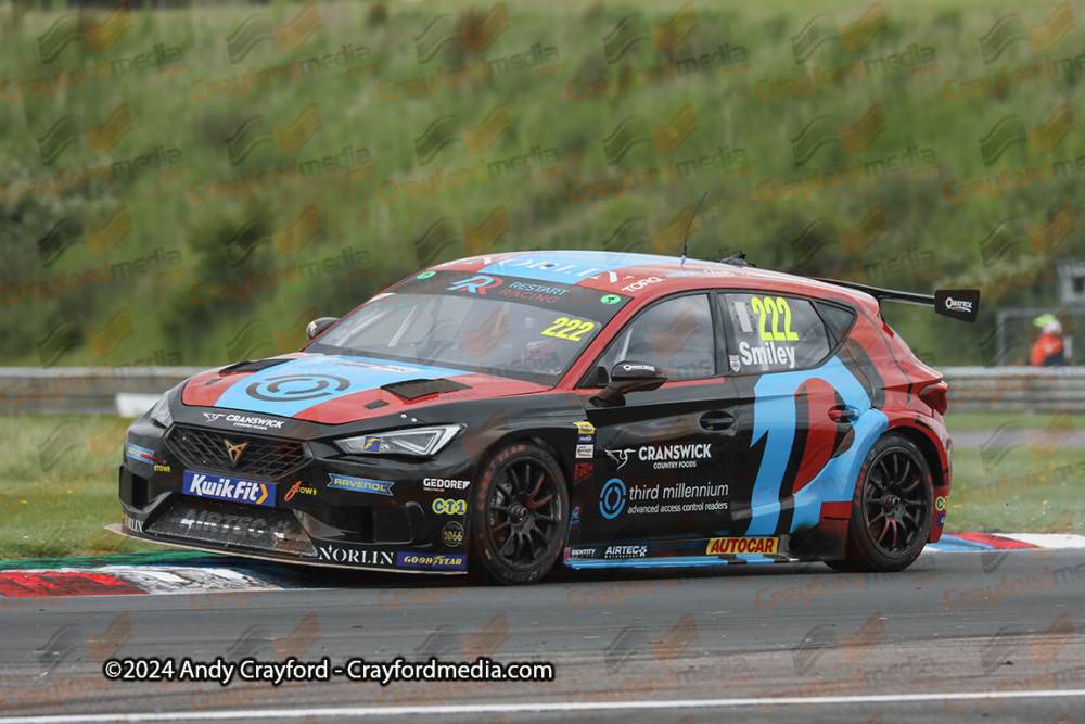 BTCC-Thruxton-090624-R11-87