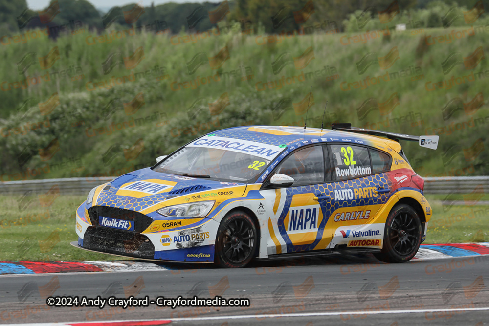 BTCC-Thruxton-090624-R11-88