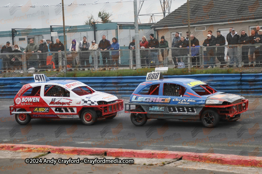 1300STOCKS-Lochgelly-170824-WF-100