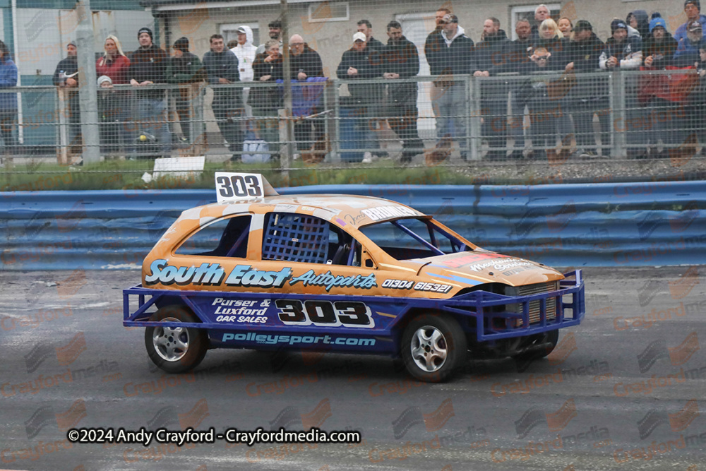 1300STOCKS-Lochgelly-170824-WF-102