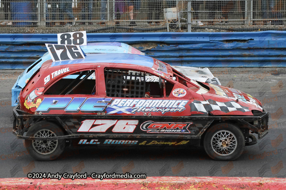 1300STOCKS-Lochgelly-170824-WF-13