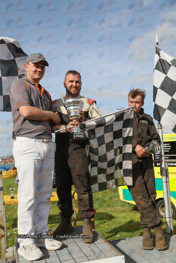 1300STOCKS-Lochgelly-180824-SO-114