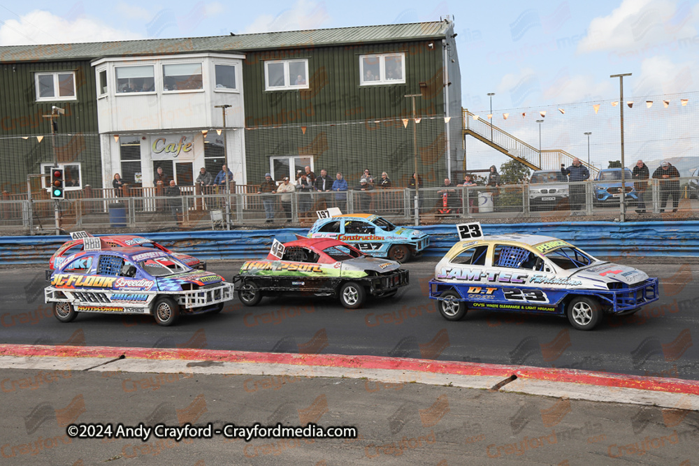 1300STOCKS-Lochgelly-180824-IC-110