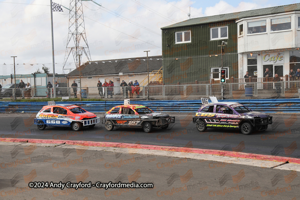 1300STOCKS-Lochgelly-180824-IC-120