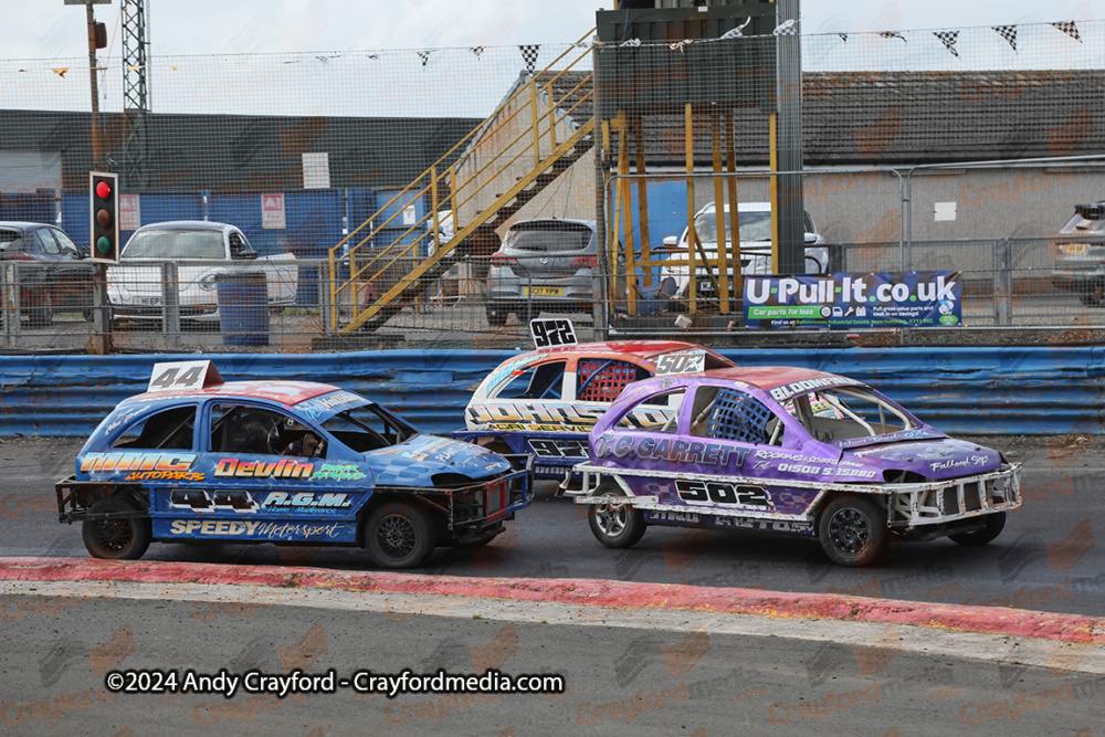 1300STOCKS-Lochgelly-180824-IC-127