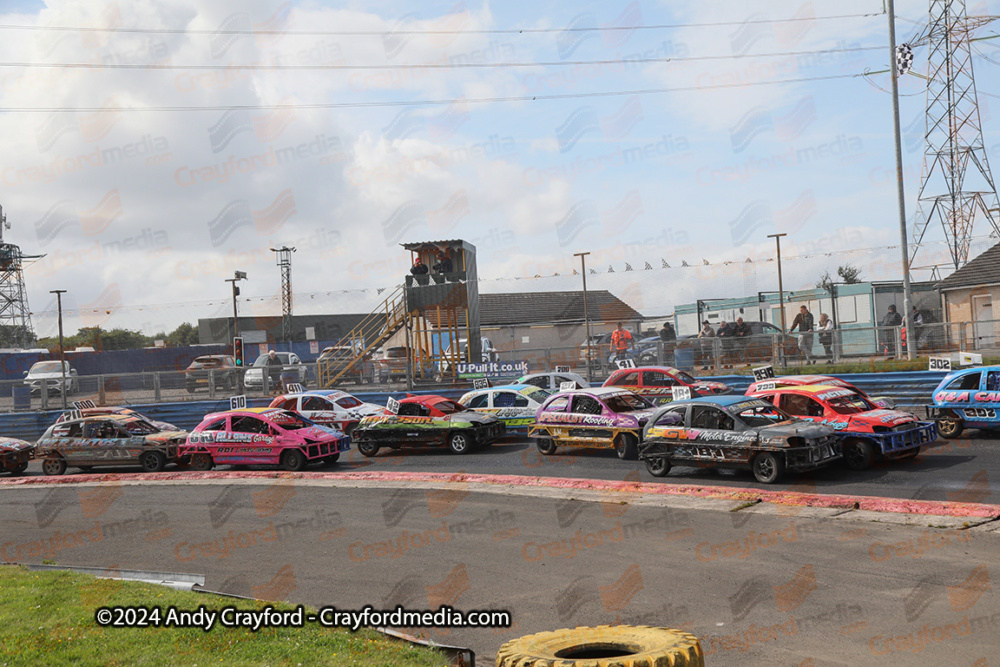 1300STOCKS-Lochgelly-180824-IC-23