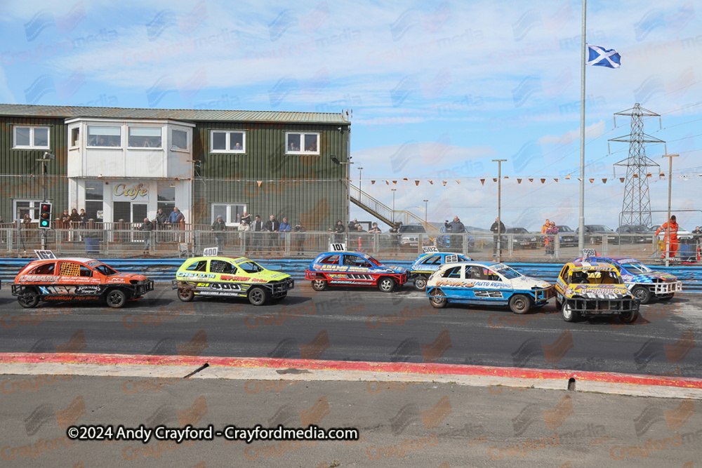 1300STOCKS-Lochgelly-180824-IC-31
