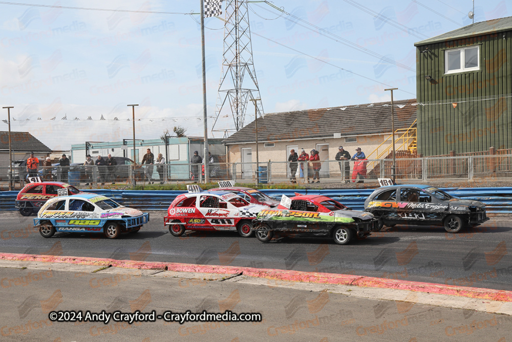 1300STOCKS-Lochgelly-180824-IC-39