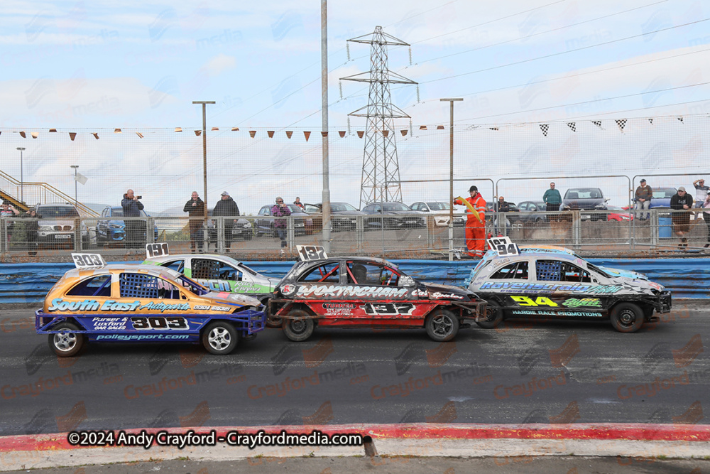 1300STOCKS-Lochgelly-180824-IC-54