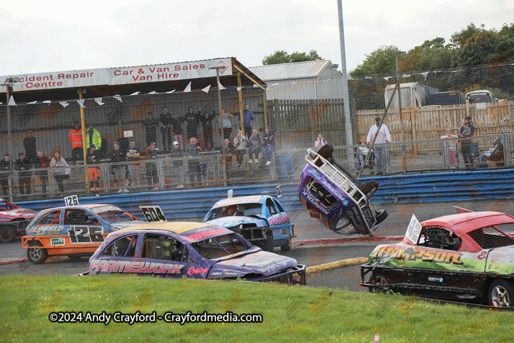 1300STOCKS-Lochgelly-180824-IC-69