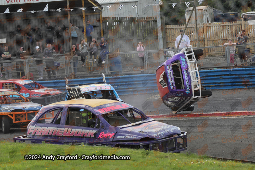 1300STOCKS-Lochgelly-180824-IC-71