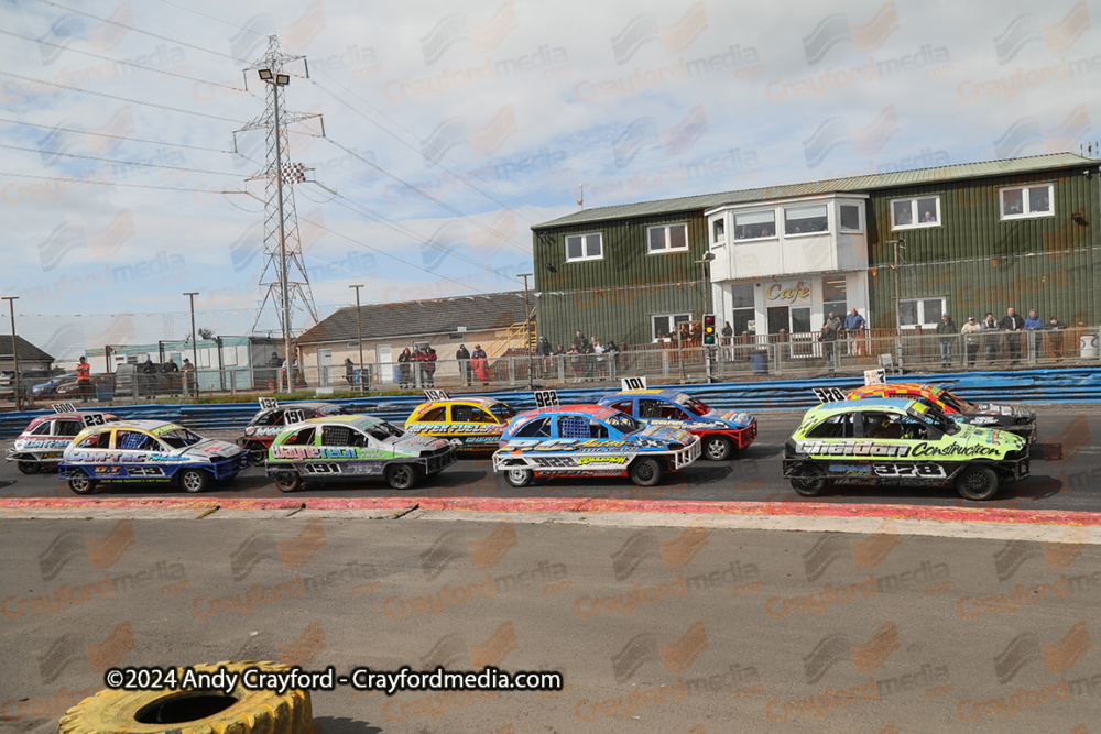 1300STOCKS-Lochgelly-180824-IC-8