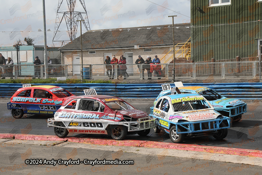 1300STOCKS-Lochgelly-180824-IC-80