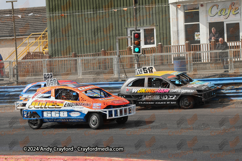 1300STOCKS-Lochgelly-180824-IC-94