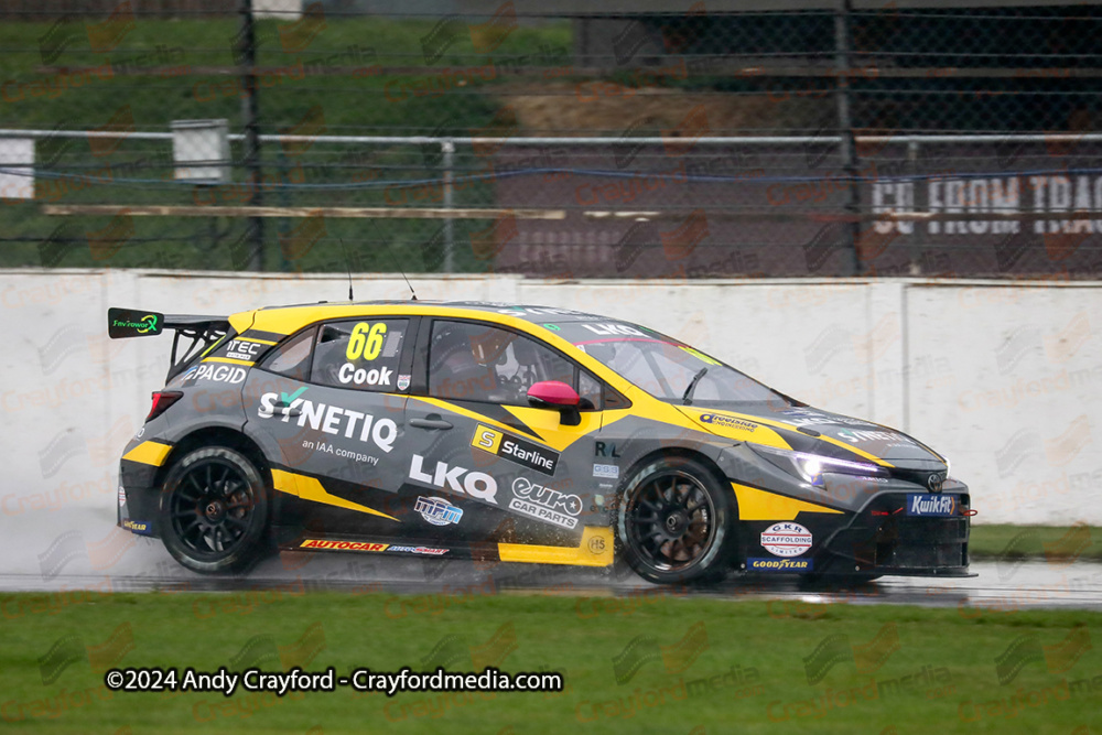 BTCC-Silverstone-220924-R27-40