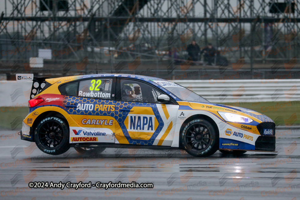 BTCC-Silverstone-220924-R27-86