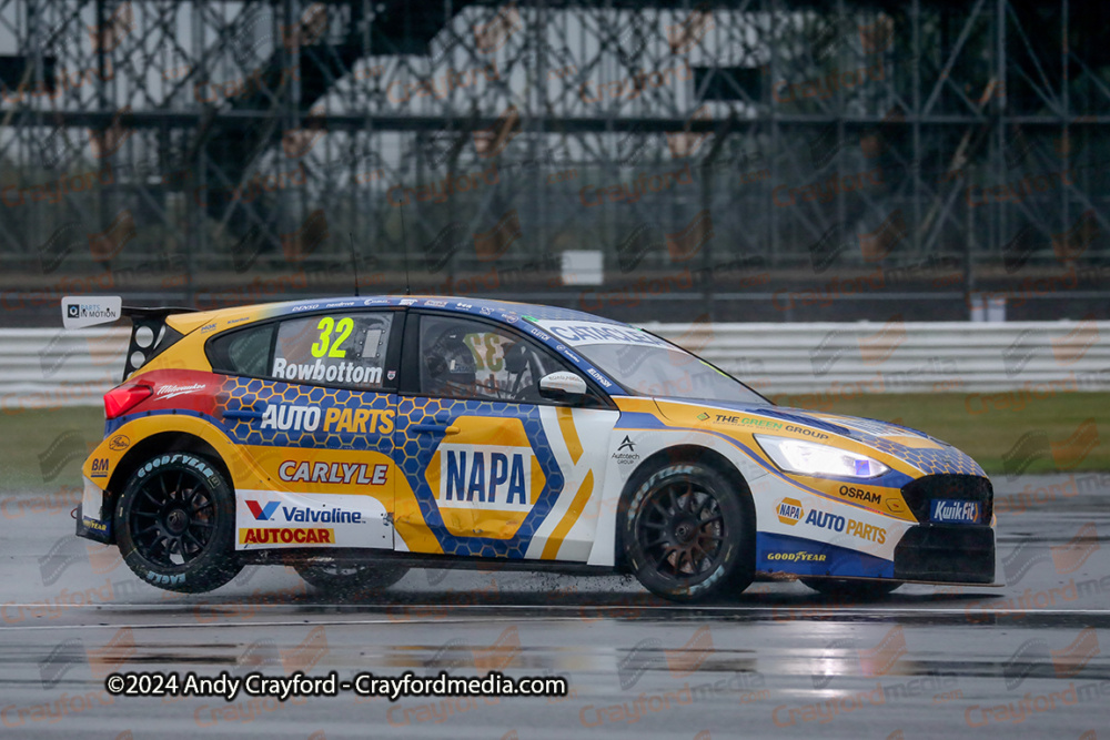 BTCC-Silverstone-220924-R27-87