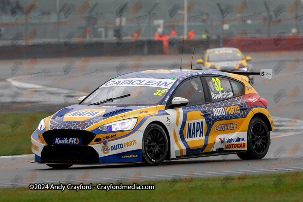 BTCC-Silverstone-220924-R26-38