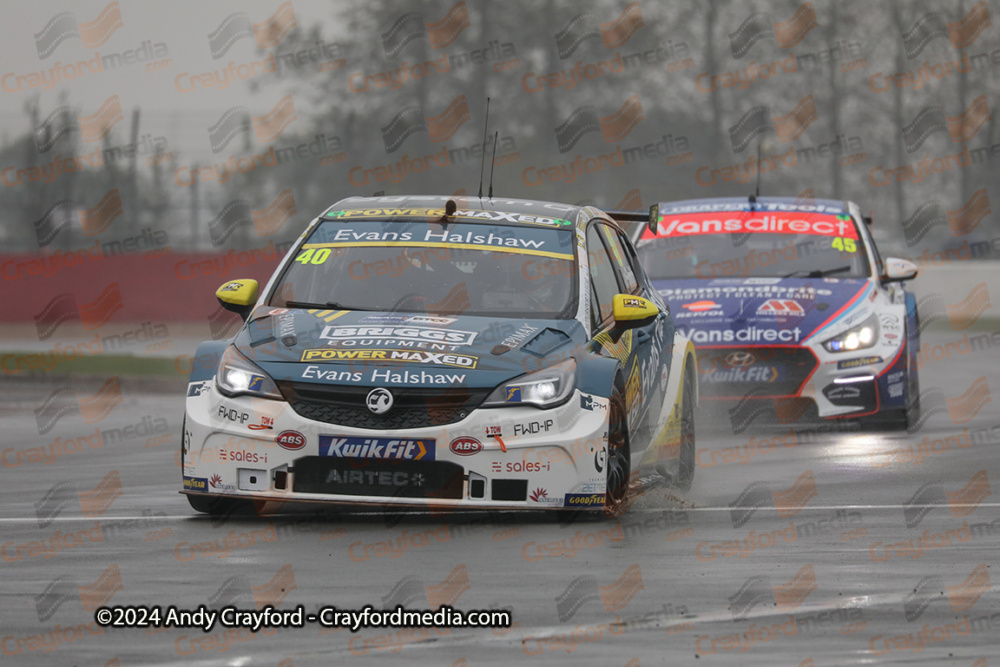 BTCC-Silverstone-220924-R25-11