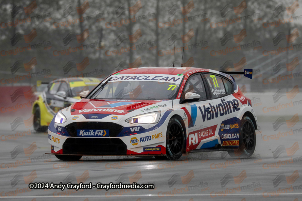 BTCC-Silverstone-220924-R25-17