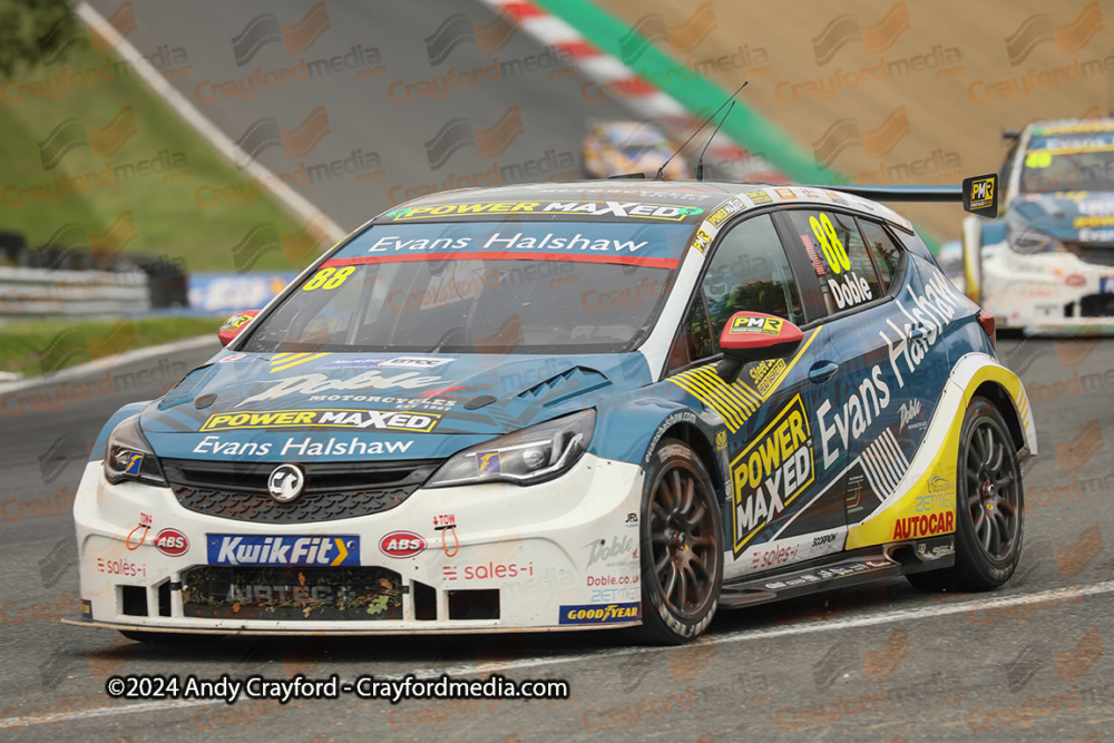 BTCC-Brands-Hatch-061024-R28-134