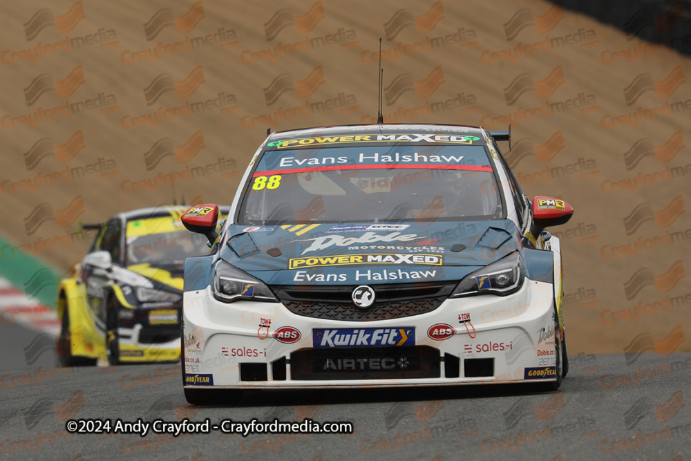 BTCC-Brands-Hatch-061024-R28-24