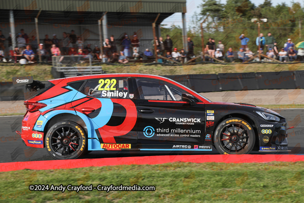 BTCC-Knockhill-110924-R21-100