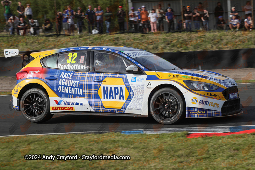 BTCC-Knockhill-110924-R21-103