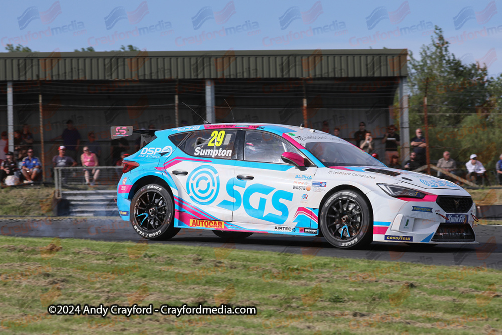 BTCC-Knockhill-110924-R21-38